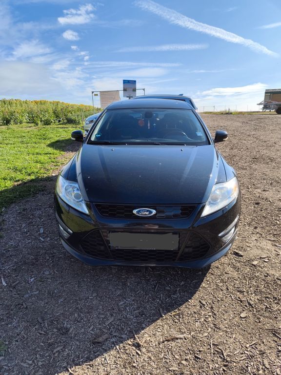 Schwarz Gebraucht 2011 Ford Mondeo Sport Kombi | 6.990 € (Etwas zu teuer) - Bild 1/4