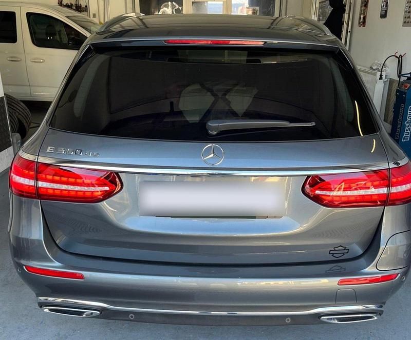 Gebraucht Mercedes E300 Business 2021 Limousine