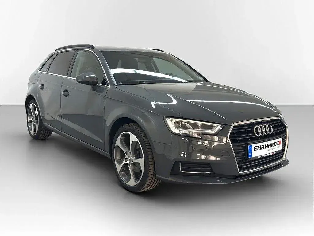 Gebraucht Audi A3 Design 150 PS (110 kW) 2020 Grau Limousine