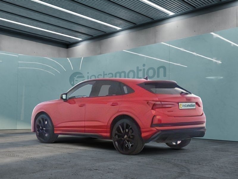 Gebraucht Audi RS Q3 Sportback Ambiente 400 PS (294 kW) 2022 Rot SUV