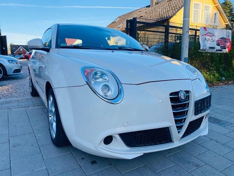 Weiß Gebraucht 2009 Alfa Romeo MiTo Kleinwagen | 2.999 € (Guter Preis) - Bild 1/4