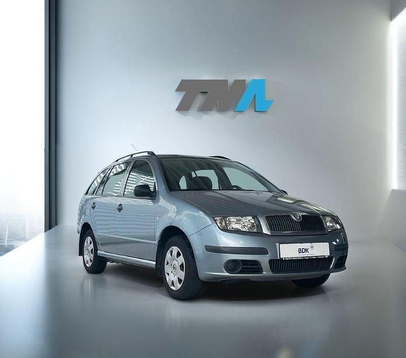 Grau Gebraucht 2006 Skoda Fabia Cool Edition Kombi | 1.799 € (Fairer Preis) - Bild 1/4