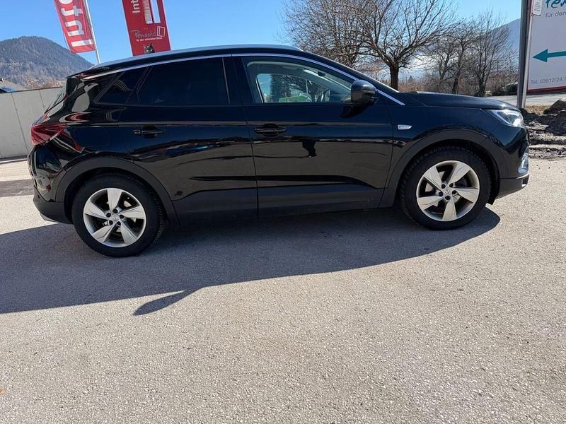 Gebraucht Opel Grandland X Ultimate 181 PS (133 kW) 2019 Schwarz SUV
