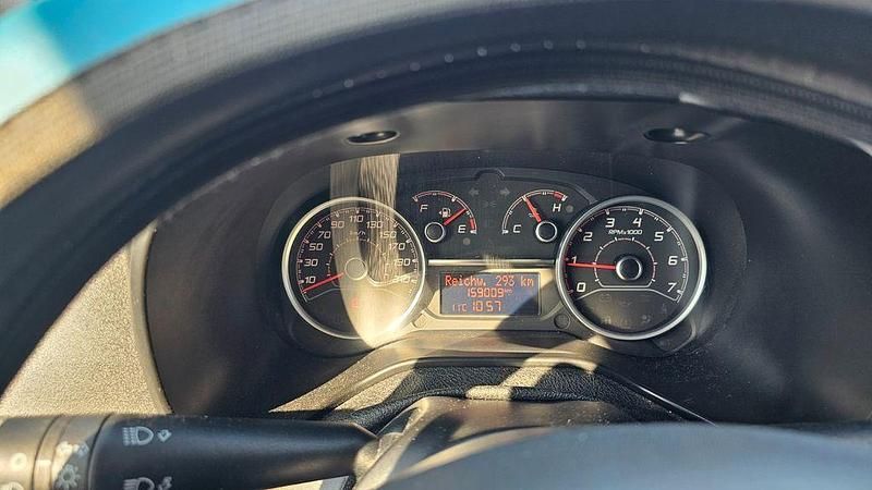 Gebraucht Fiat Doblò 95 PS (69 kW) 2018 Blau Van / Kleinbus