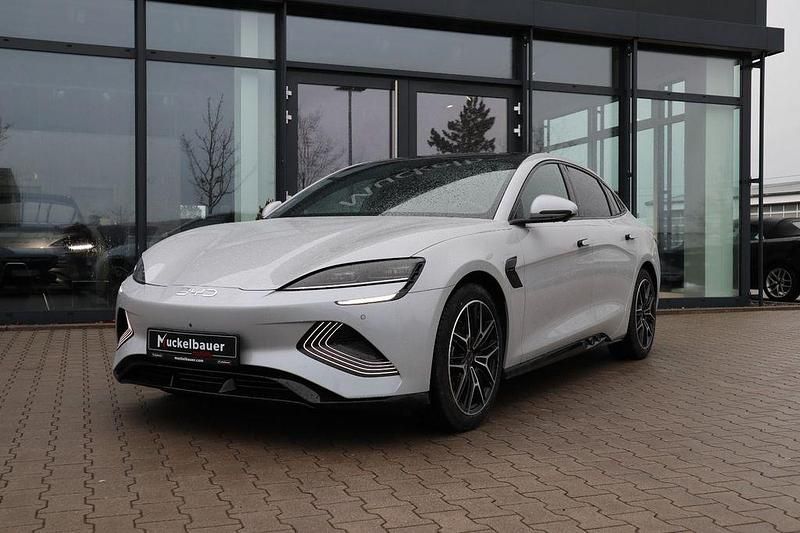 Neu BYD Seal 389 kW (530 PS) 2026 Schwarz Limousine