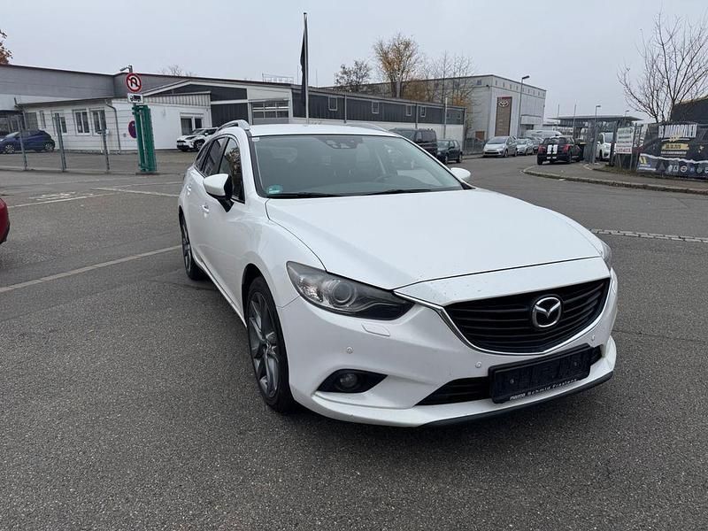 Weiß Gebraucht 2015 Mazda 6 Center-Line Kombi | 5.100 € (Guter Preis) - Bild 1/4