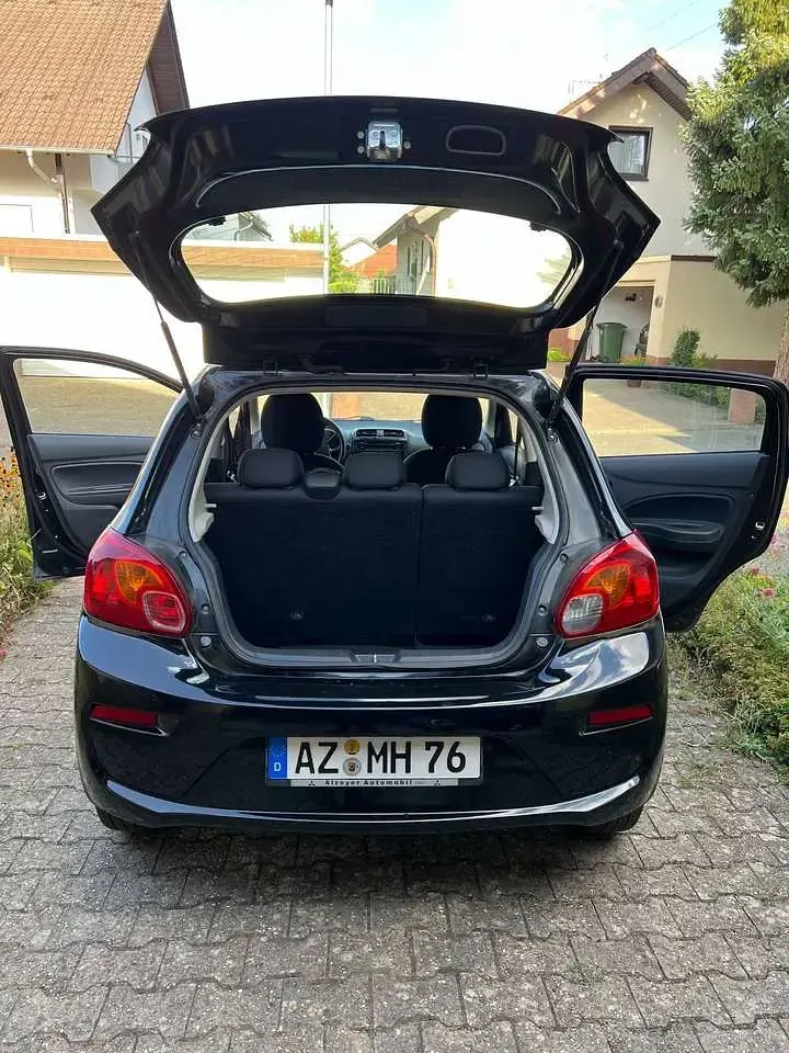 Gebraucht Mitsubishi Space Star Edition 71 PS (52 kW) 2018 Schwarz Kleinwagen