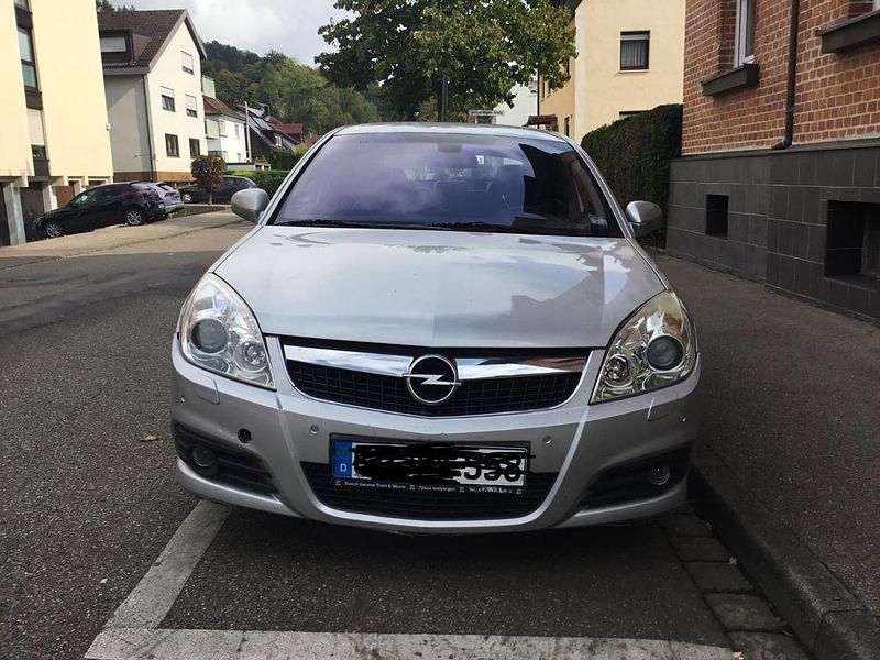 Silber Gebraucht 2005 Opel Vectra Cosmo Limousine | 4.250 € (Teuer) - Bild 1/4