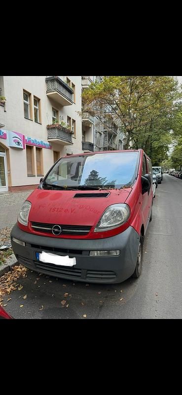 Rot Gebraucht 2006 Opel Vivaro Van | 5.000 € - Bild 1/4
