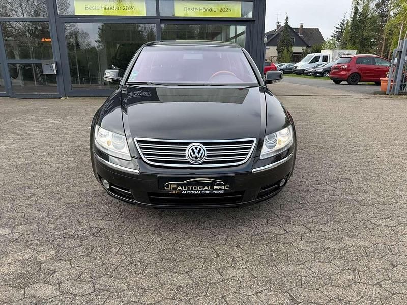Second-hand VW Phaeton 334 CP (245 kW) 2004 Negru Berlinǎ