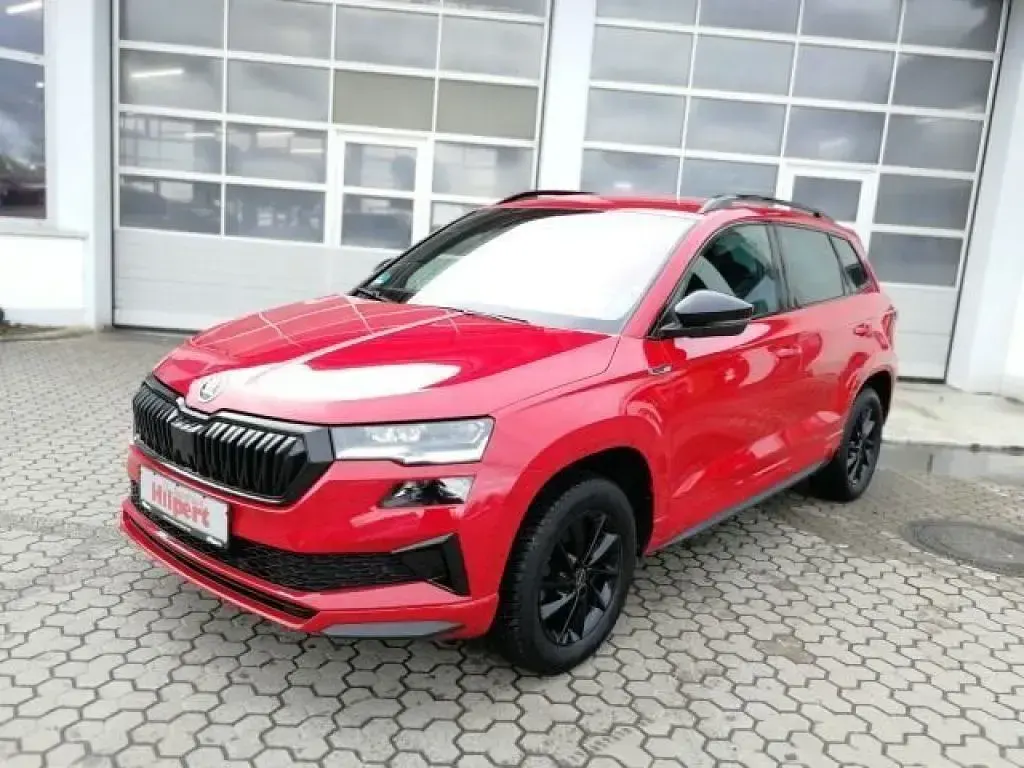Gebraucht Skoda Karoq SportLine 150 PS (110 kW) 2023 Velvetrot metallic (metallic) SUV