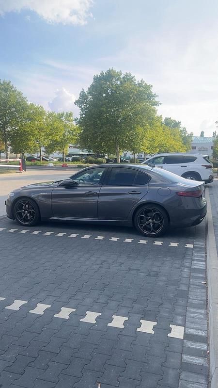 Gebraucht Alfa Romeo Giulia Veloce 280 PS (205 kW) 2017 Grau Limousine
