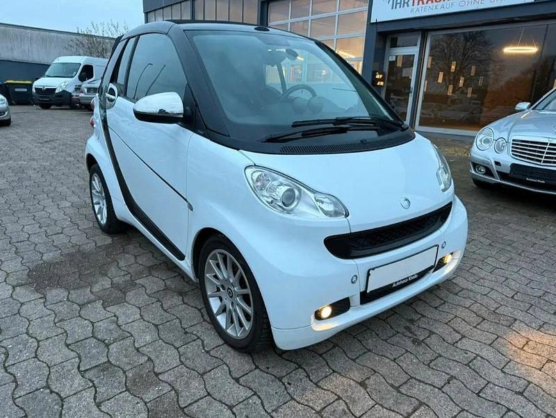Gebraucht Smart ForTwo Cabrio 71 PS (52 kW) 2012 Weiß Cabrio