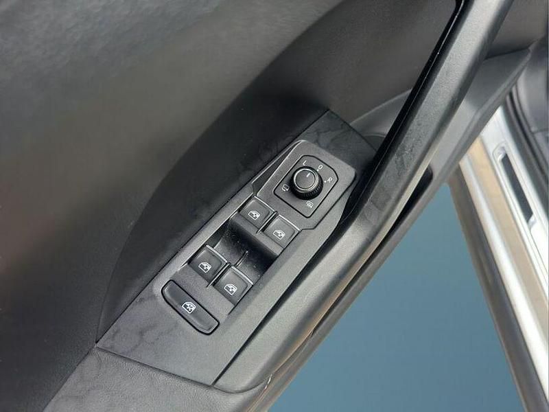 Gebraucht VW T-Cross 150 PS (110 kW) 2025 Silber SUV