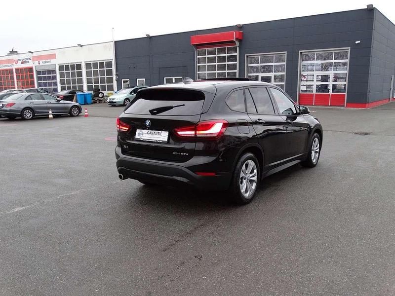Gebraucht BMW X1 M Sport 220 PS (161 kW) 2021 Schwarz ii/bonnet fluid black SUV