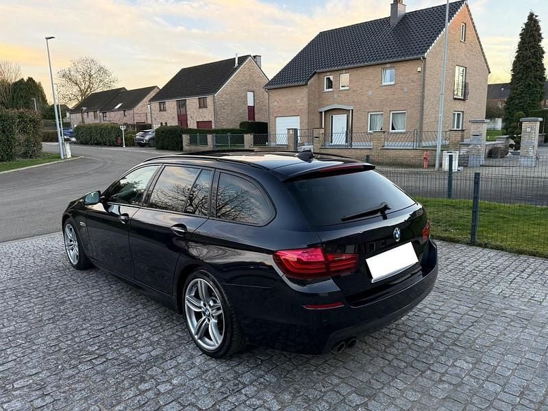 Gebraucht BMW 530 M Sport 258 PS (189 kW) 2016 Schwarz Kombi