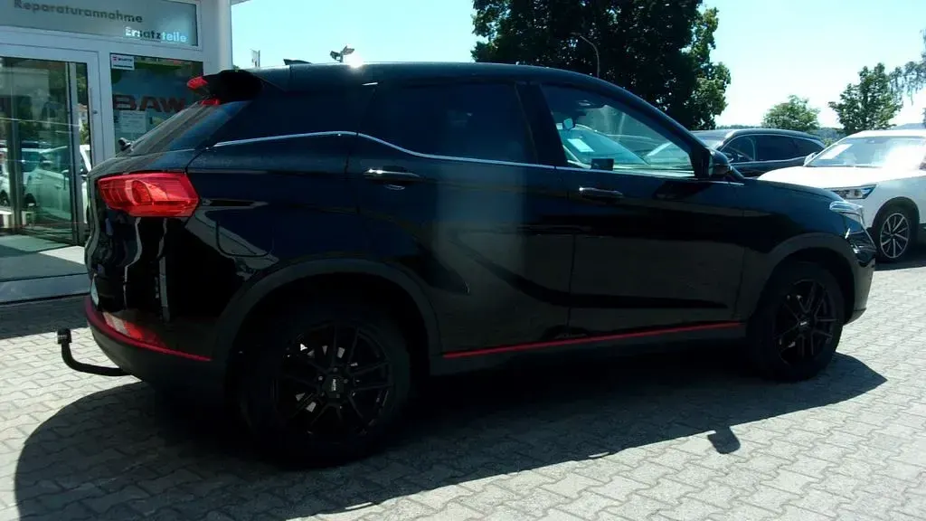 Gebraucht DFSK Fengon 106 PS (77 kW) 2022 Schwarz SUV