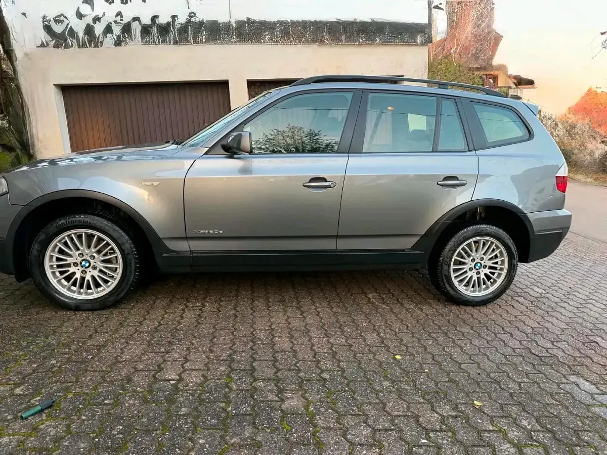 Gebraucht BMW X3 173 PS (127 kW) 2009 SUV
