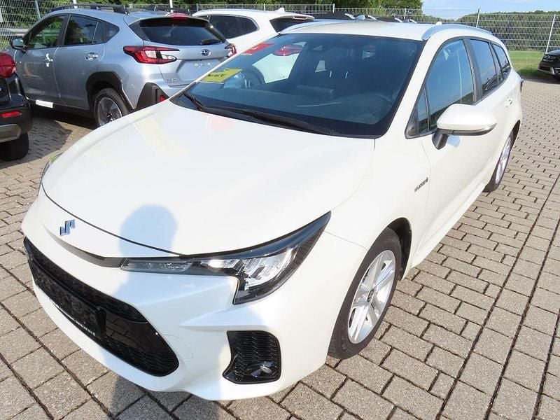 Weiß Gebraucht 2021 Suzuki Swace Comfort Limousine | 19.290 € (Fairer Preis) - Bild 1/4