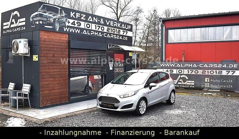 Gebraucht Ford Fiesta Trend 101 PS (74 kW) 2014 Silber Limousine