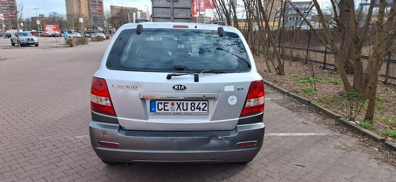 Gebraucht Kia Sorento 140 PS (102 kW) 2006 Silber SUV