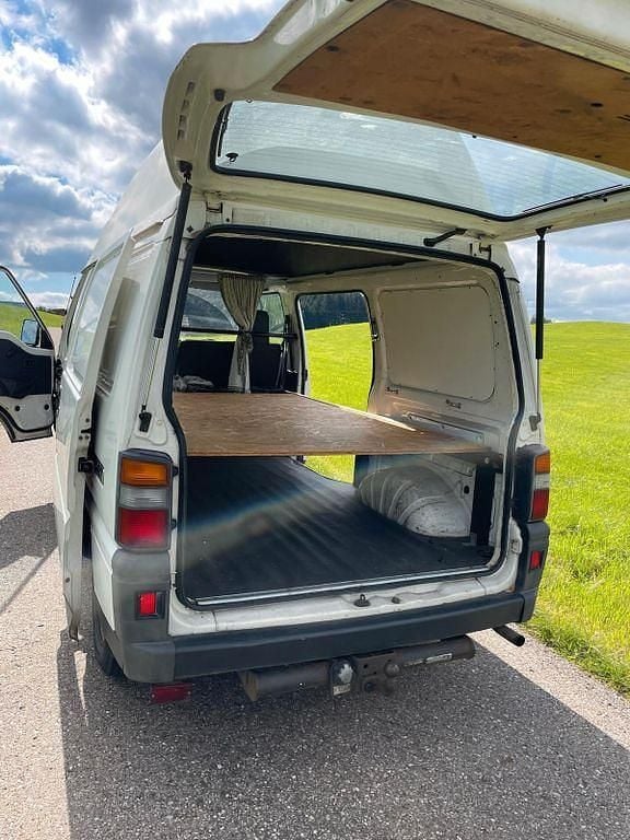 Gebraucht Mitsubishi L300 69 PS (50 kW) 1996 Weiß Van / Kleinbus