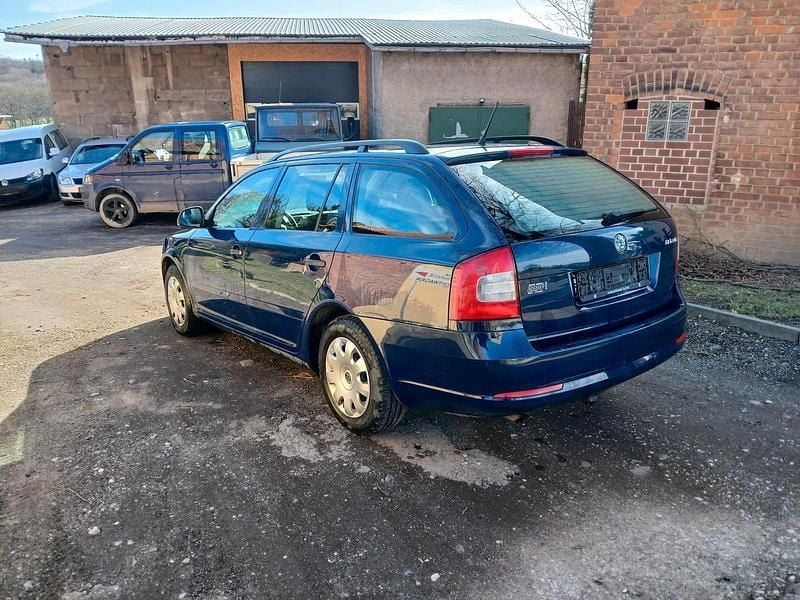 Second-hand Skoda Octavia Classic 105 CP (77 kW) 2011 Break