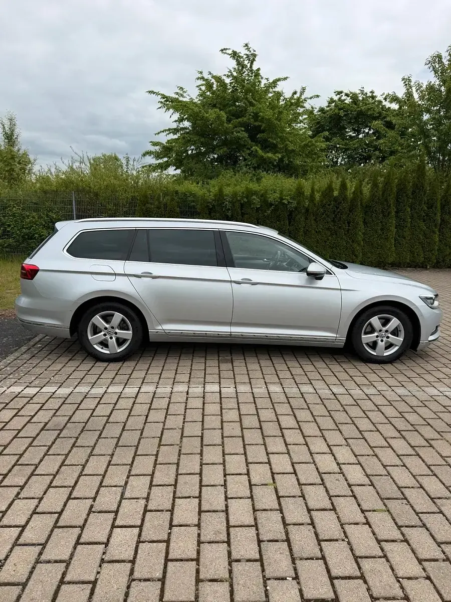 Gebraucht VW Passat Highline 190 PS (139 kW) 2019 Silber Kombi
