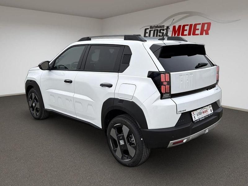 Neu Fiat Grande Panda La Prima 110 PS (80 kW) 2025 Grün Kleinwagen