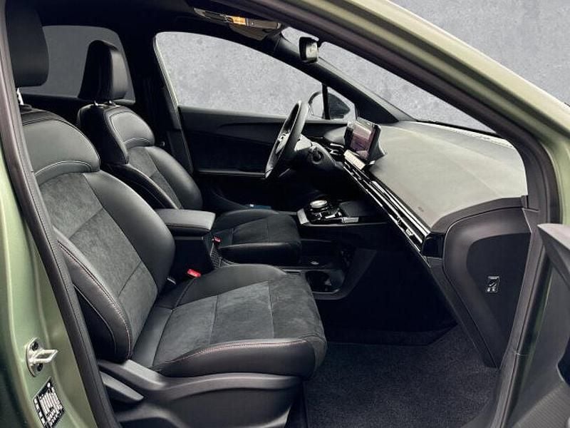 Gebraucht MG MG4 EV 319 kW (435 PS) 2023 Grün Kleinwagen