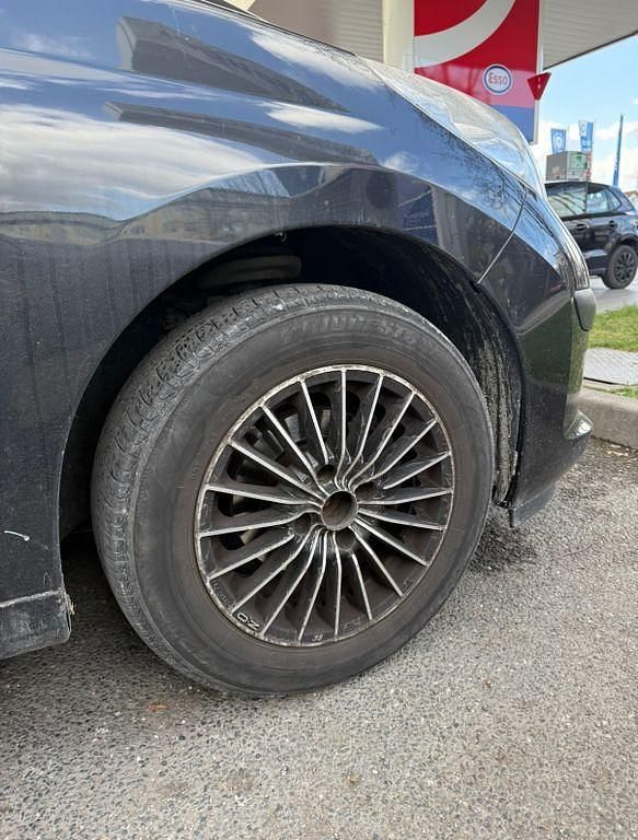 Gebraucht Peugeot 207 88 PS (64 kW) 2026 Schwarz