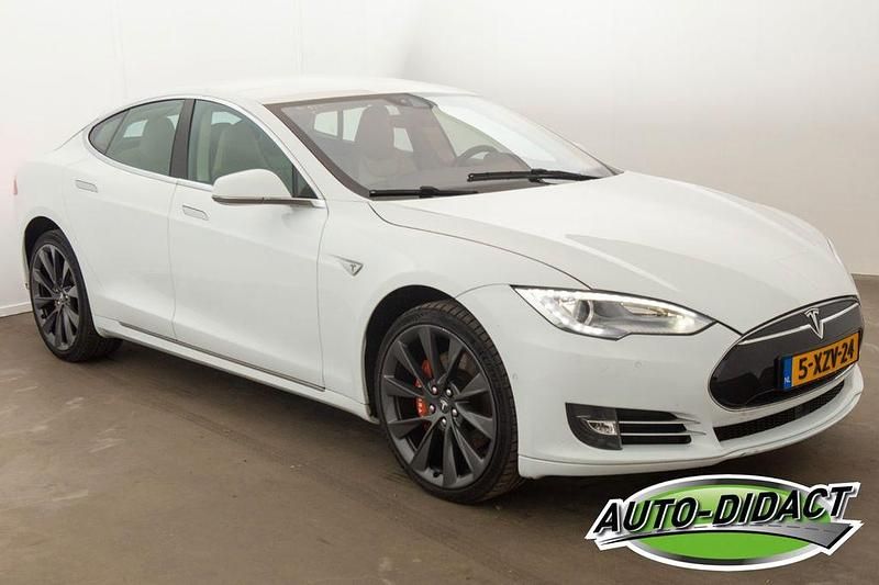 Gebraucht Tesla Model S 269 kW (367 PS) 2014 Weiß Kleinwagen