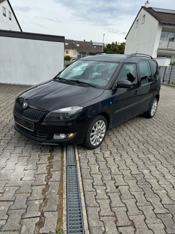 Schwarz Gebraucht 2015 Skoda Roomster Best of Kombi | 6.990 € (Fairer Preis) - Bild 1/4