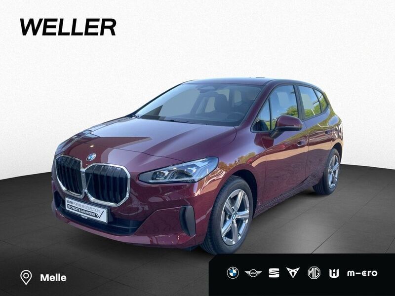 Piemontrot (rot) Gebraucht 2024 BMW 218 Active Tourer Performance Van / Kleinbus | 27.450 € (Superpreis) - Bild 1/4
