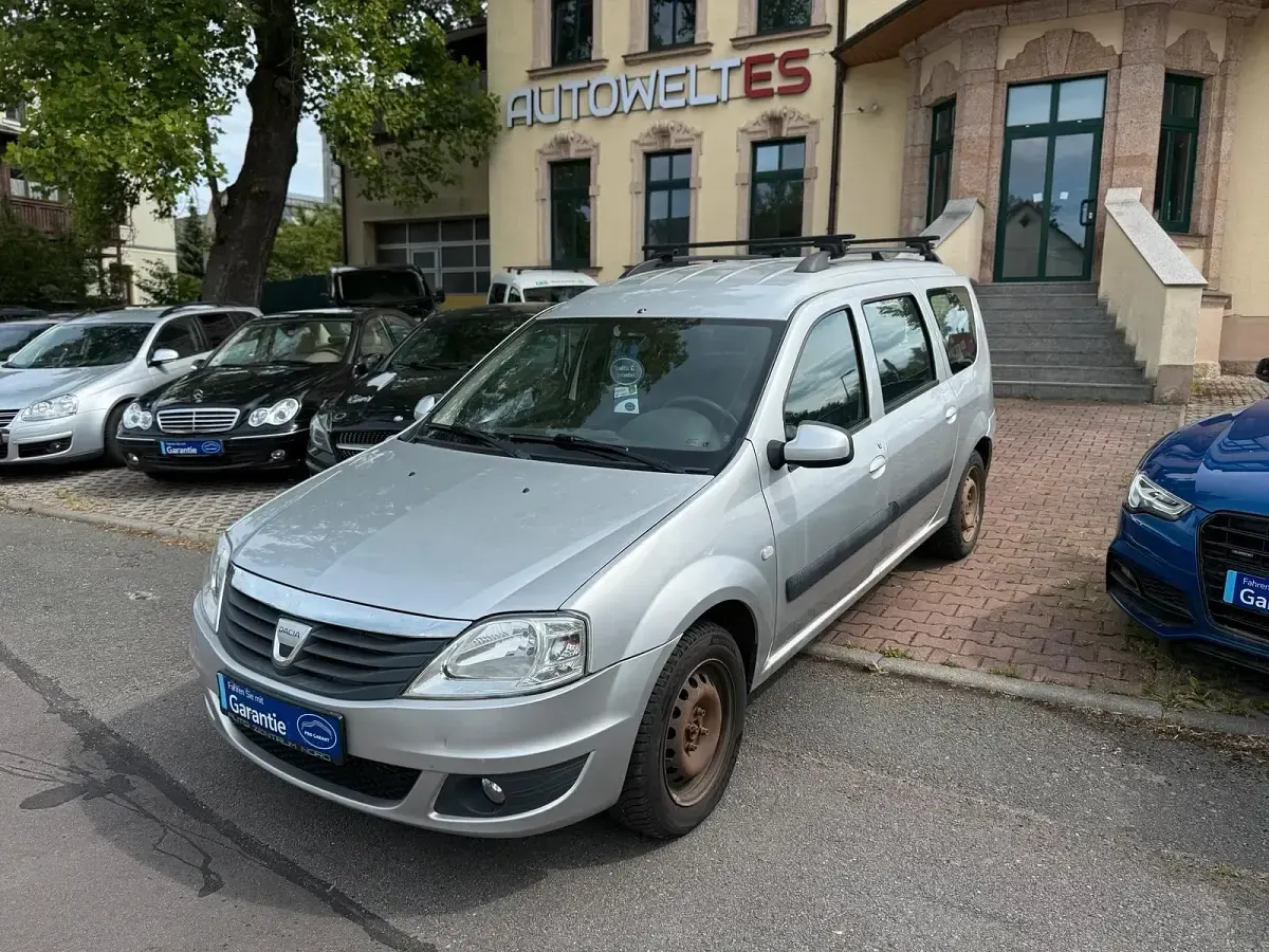 Gebraucht Dacia Logan 86 PS (63 kW) 2010 Silber Kombi