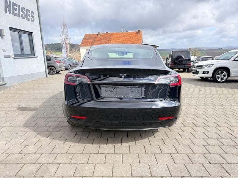 Gebraucht Tesla Model 3 Standard Range Plus 208 kW (283 PS) 2021 Schwarz Limousine