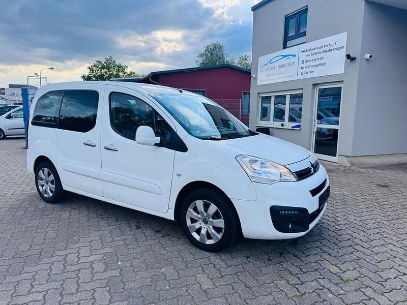 Gebraucht Citroën Berlingo SELECTION 99 PS (72 kW) 2017 Weiß Van / Kleinbus