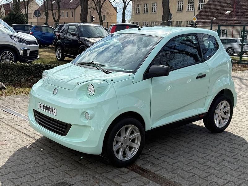 Gebraucht Aixam Minauto 5 kW (8 PS) 2025 Weiß Kleinwagen