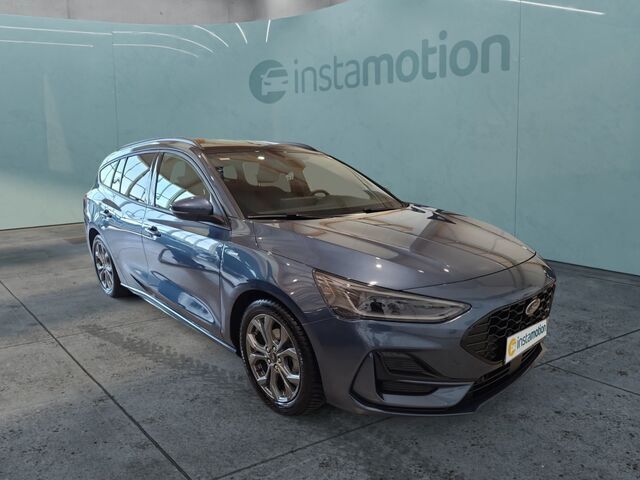 Blau Gebraucht 2023 Ford Focus ST-Line Kombi | 27.150 € (Teuer) - Bild 1/2