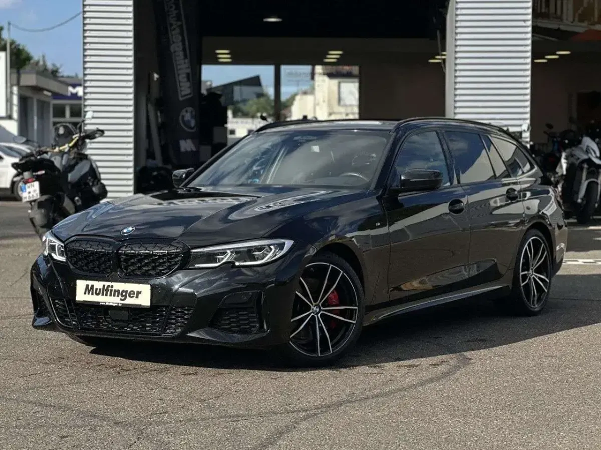 Gebraucht BMW 340 340 PS (250 kW) 2022 Saphirschwarz Kombi