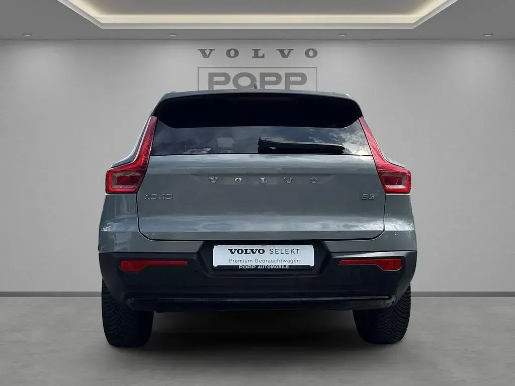 Gebraucht Volvo XC40 Plus 163 PS (119 kW) 2024 Vapour grey SUV