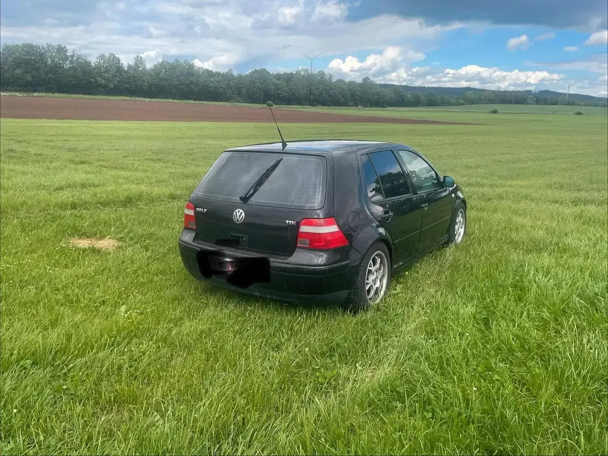Gebraucht VW Golf IV 101 PS (74 kW) 2003 Schwarz Limousine