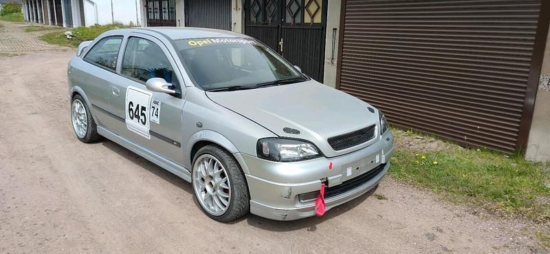 Gebraucht Opel Astra OPC 160 PS (117 kW) 2000 Silber Kleinwagen