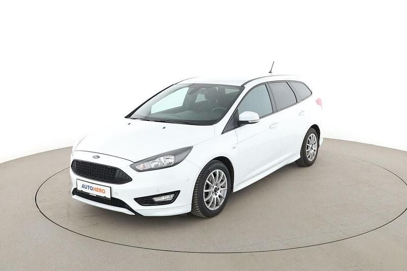 Gebraucht Ford Focus ST-Line 2018 Weiß Kombi