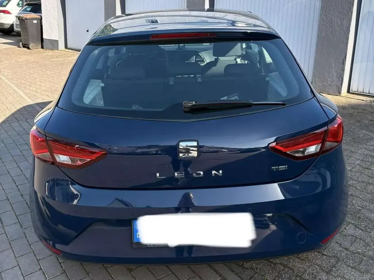 Usata Seat Leon SC 110 CV (80 kW) 2017 Blu Utilitaria