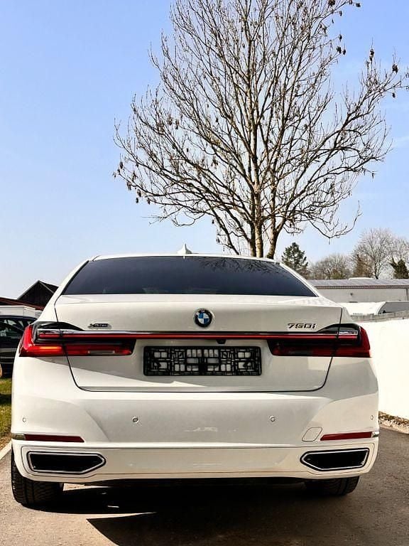 Gebraucht BMW 750 Shadowline 530 PS (389 kW) 2019 Weiß Limousine