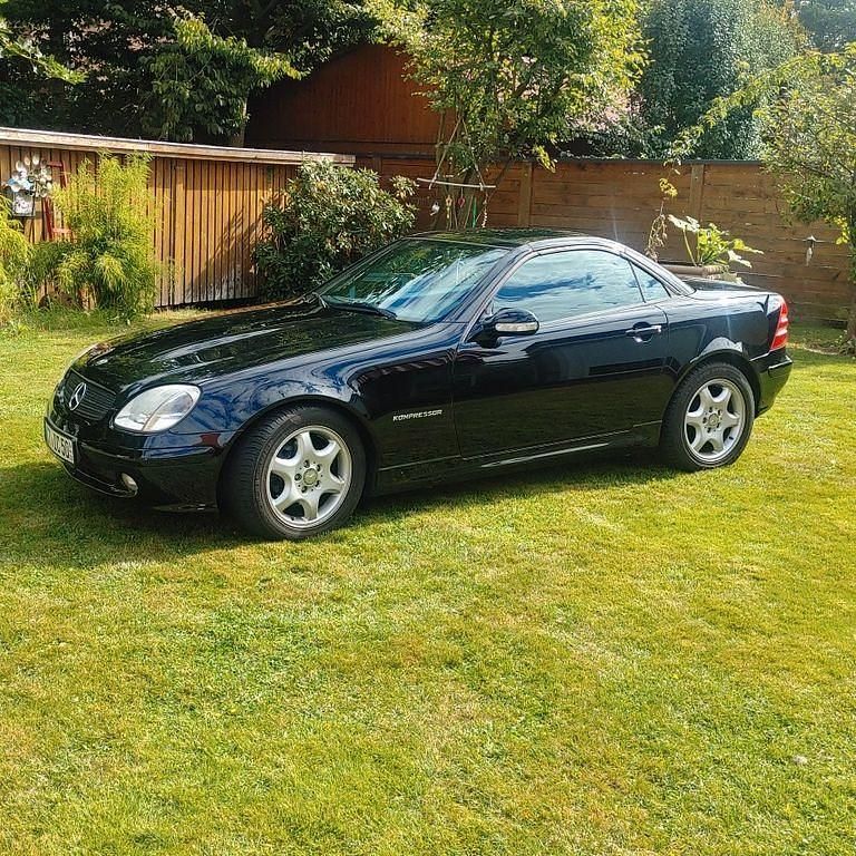 Schwarz Gebraucht 2001 Mercedes SLK200 Cabrio | 4.790 € (Superpreis) - Bild 1/4