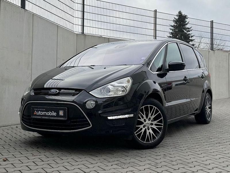 Schwarz Gebraucht 2013 Ford S-MAX Titanium Van / Kleinbus | 4.999 € (Superpreis) - Bild 1/4