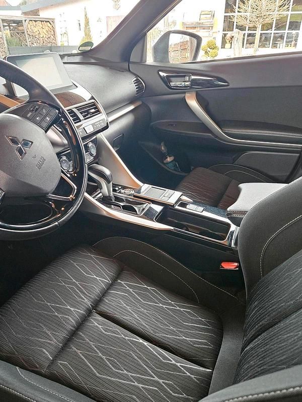 Second-hand Mitsubishi Eclipse 163 CP (119 kW) 2020 Gri Berlinǎ