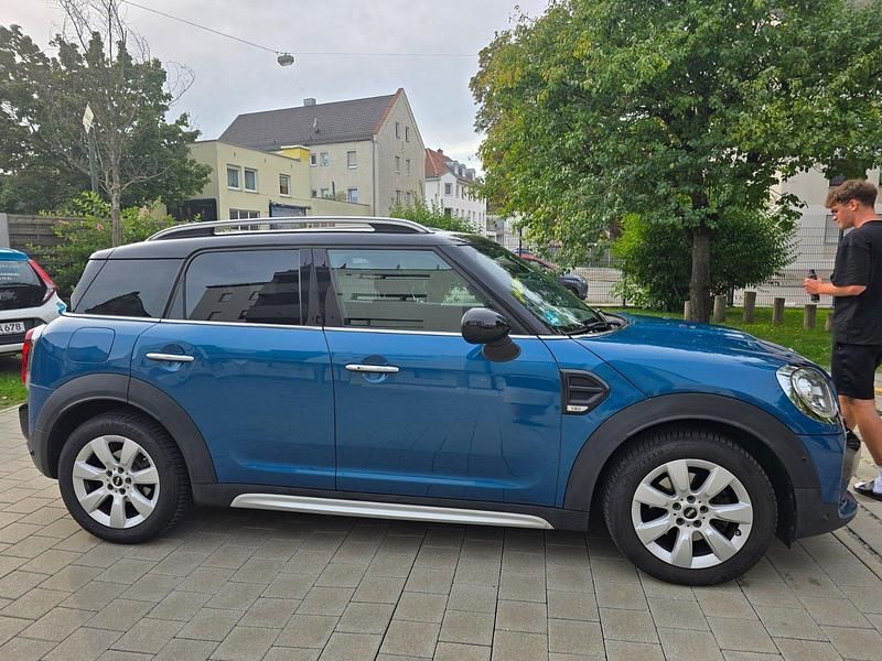 Blau Gebraucht 2019 Mini Countryman SUV | 16.200 € - Bild 1/4